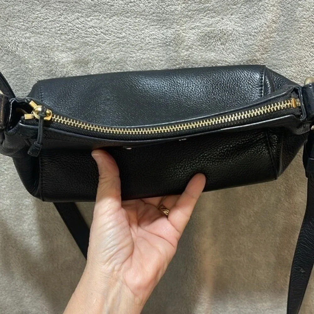 Kate Spade‎ 90's Y2K Style Black Leather Crossbody Zip Bag 11.5